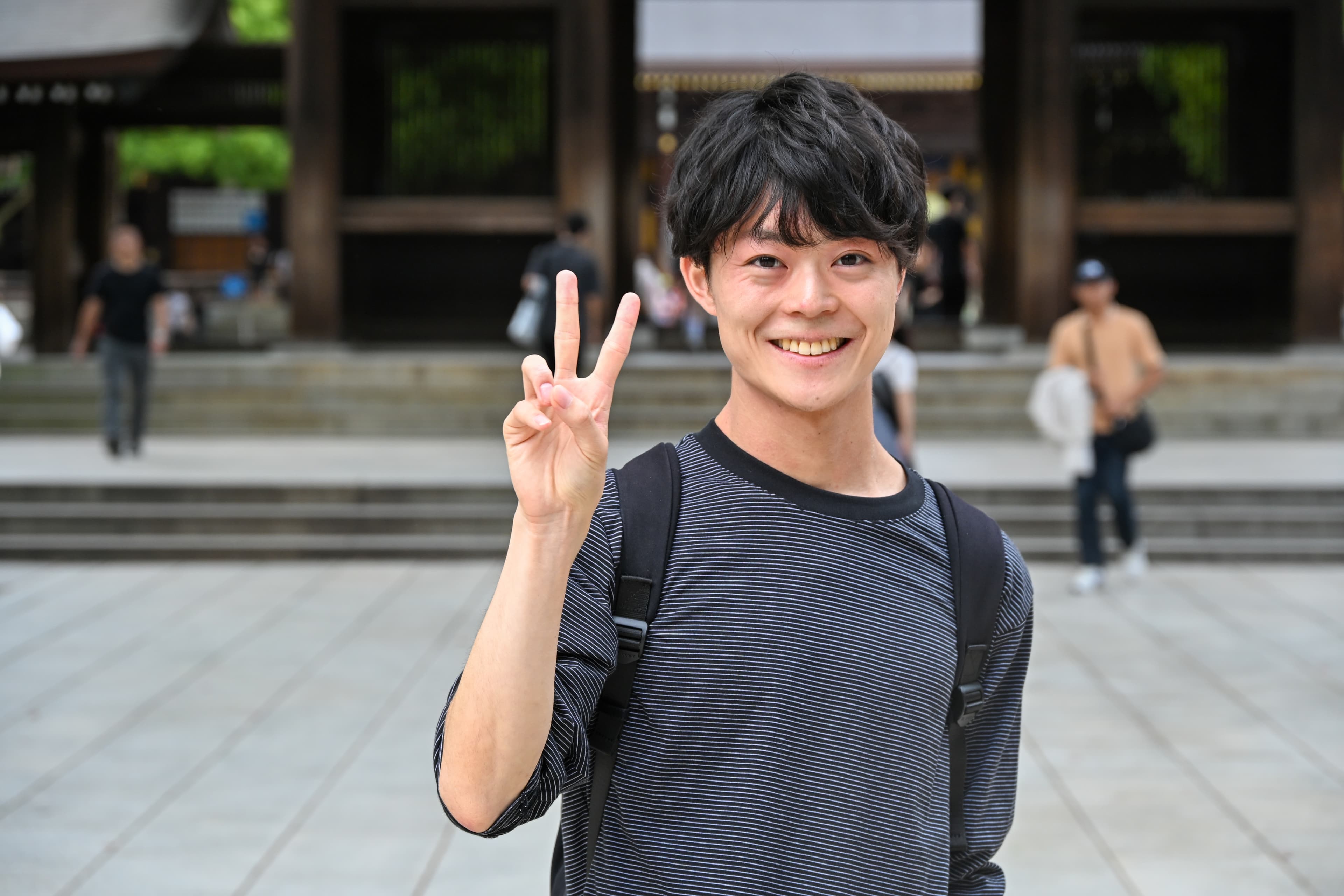 A TOMOGO! Local Expert at a shrine in Tokyo