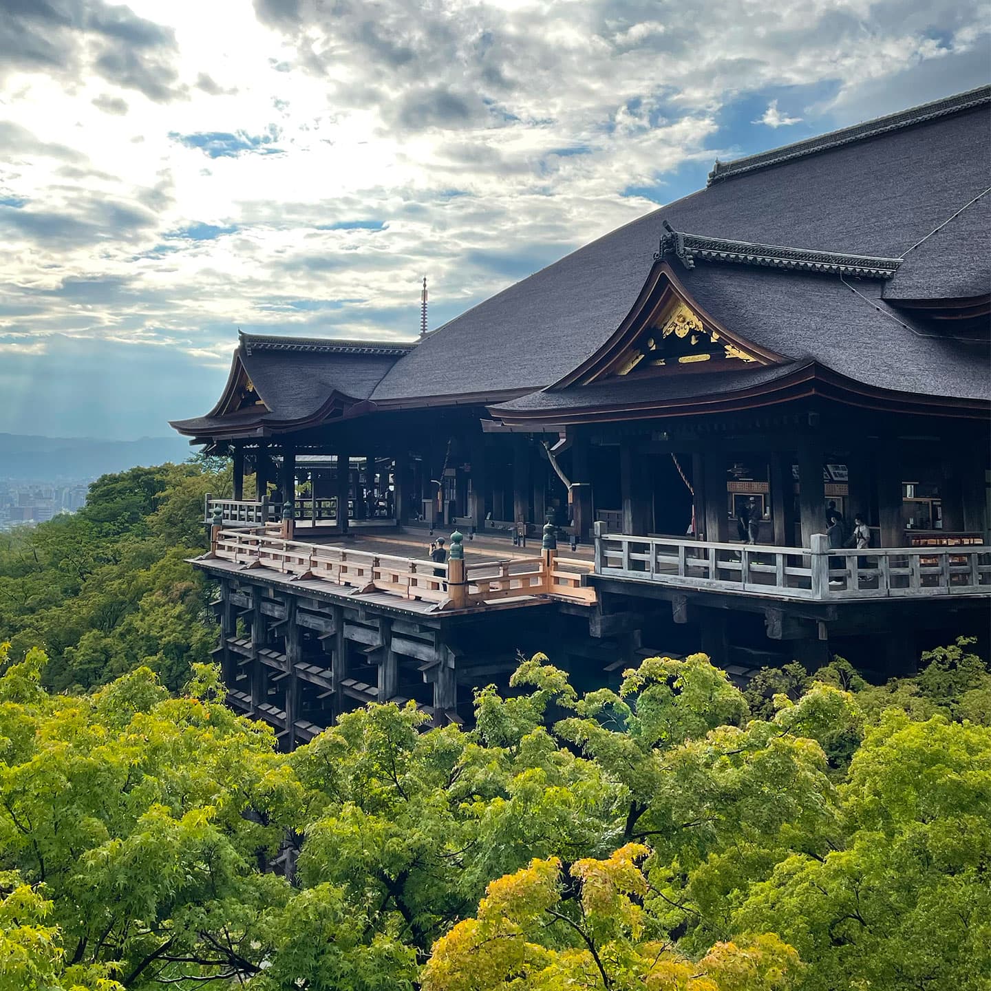 A Journey to Kiyomizu-dera