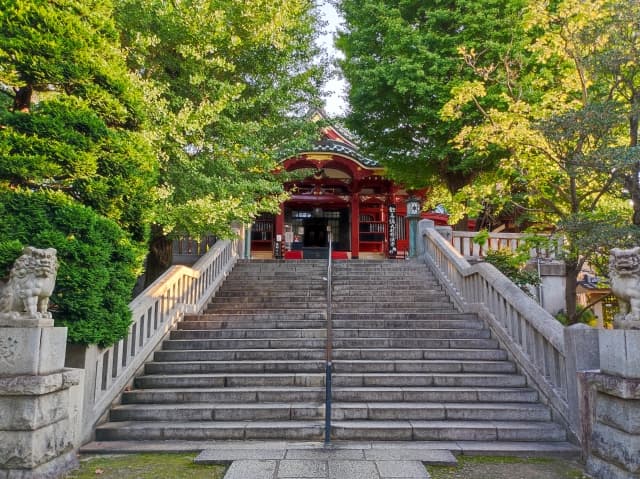 Visit a “Sacred Garden” of Urban Silence