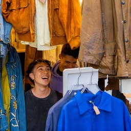 Tokyo Vintage and Street Art Tour