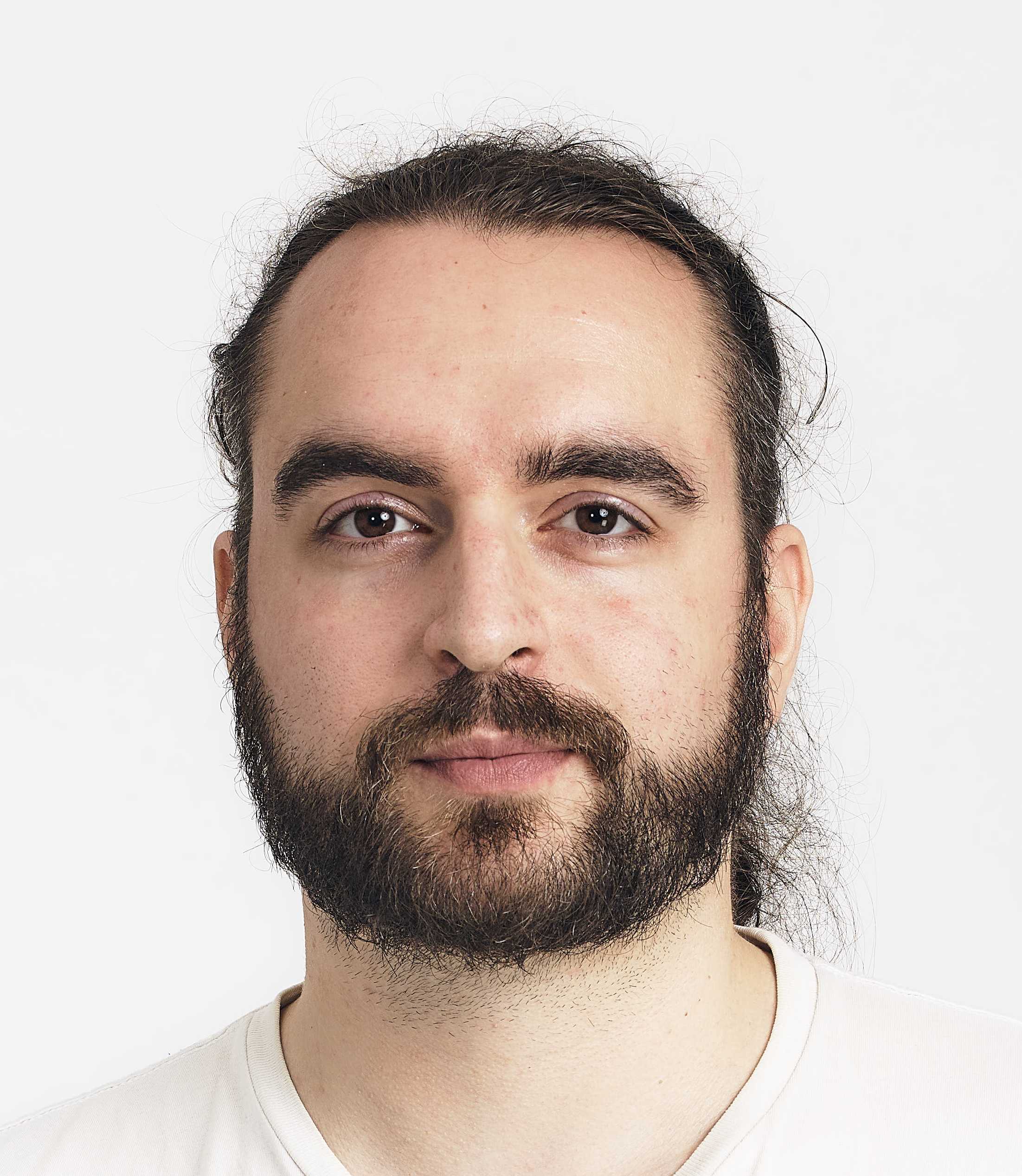 Marek Bezak